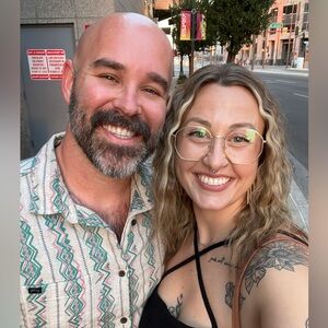 Meet your Posher, Caitlin!